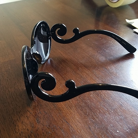 Sunglasses - Picture 2 of 2